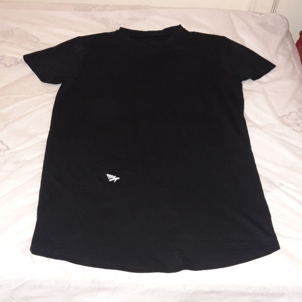Paperplane black tshirt L